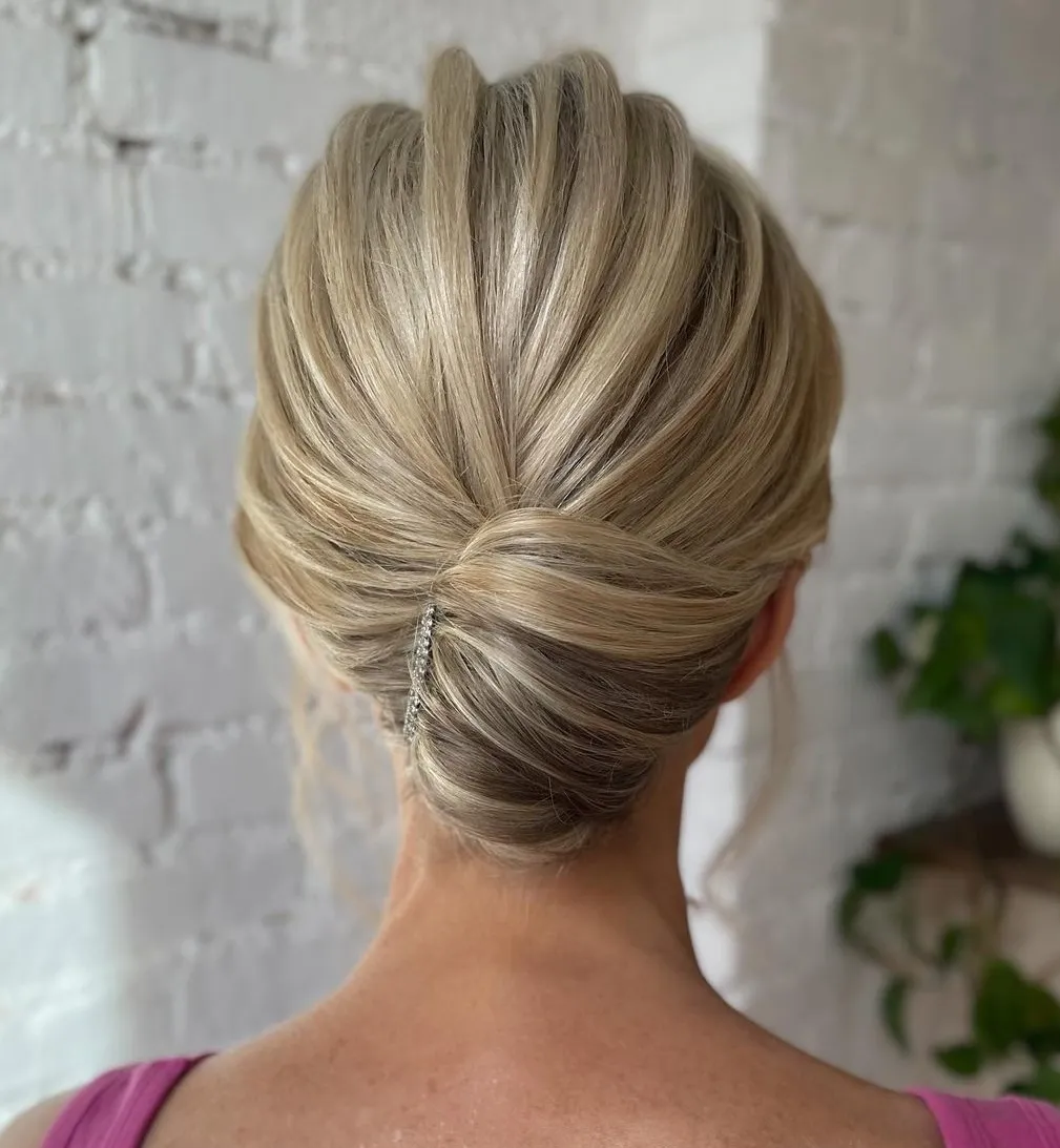 Short Mother of the Bride Hair